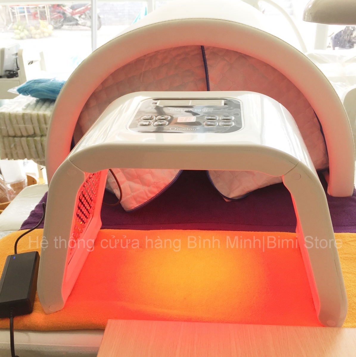 vòm ánh sáng sinh học 4 màu omega light